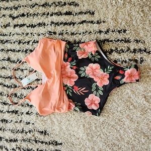 BeachSiSi Bathingsuit NEW size XL